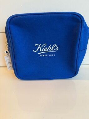 **NWT** Kiehl's Blue Make Up Bag